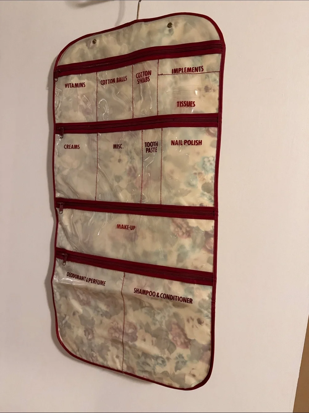 Vintage floral Hanging Travel Organizer Pouch in Cream and Red never used